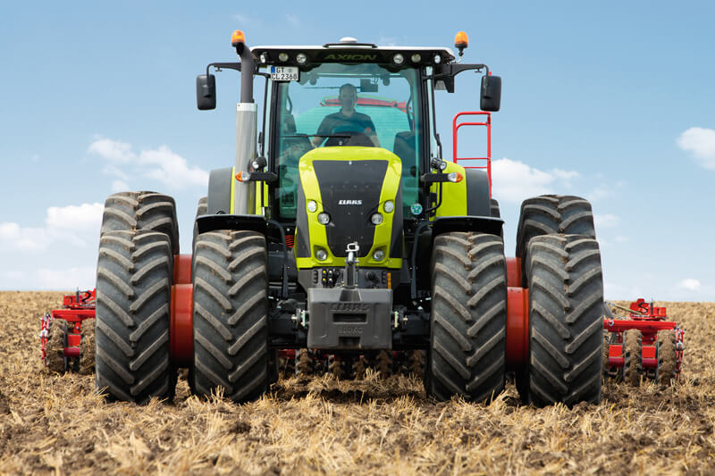 Les tracteurs Axion 900 de Claas plus forts et plus intelligents